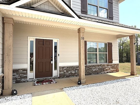 3rd image of 33 Sugar Maple Dr