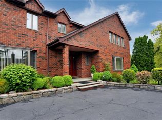 129 Rockledge Rd, Yonkers, NY 10708