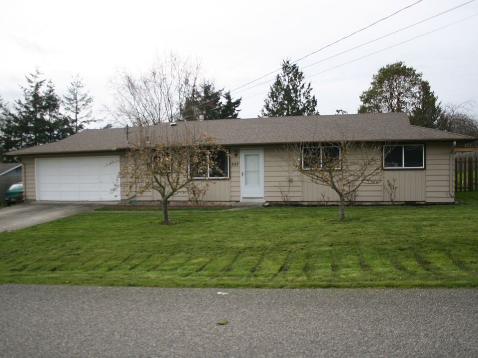 1st image of 897 Burroughs Ave