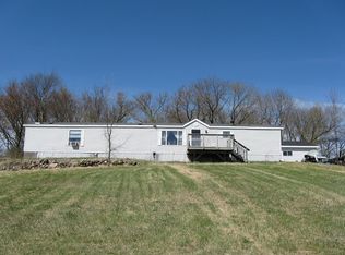 N5398 Hillview Rd, Saint Cloud, WI 53079