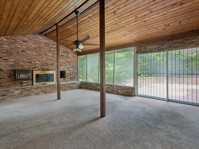 3543 Cloudland Dr — Photo 19