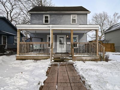 2737 Gabriel Ave, Zion, IL, 60099