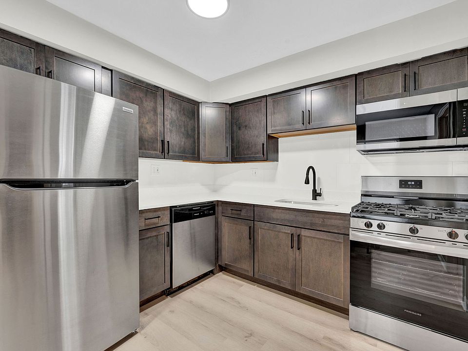 Kitchen is stocked with cooking essentials. Basic cookware, utensils, and flatware provided. Kuerig coffemaker in unit
