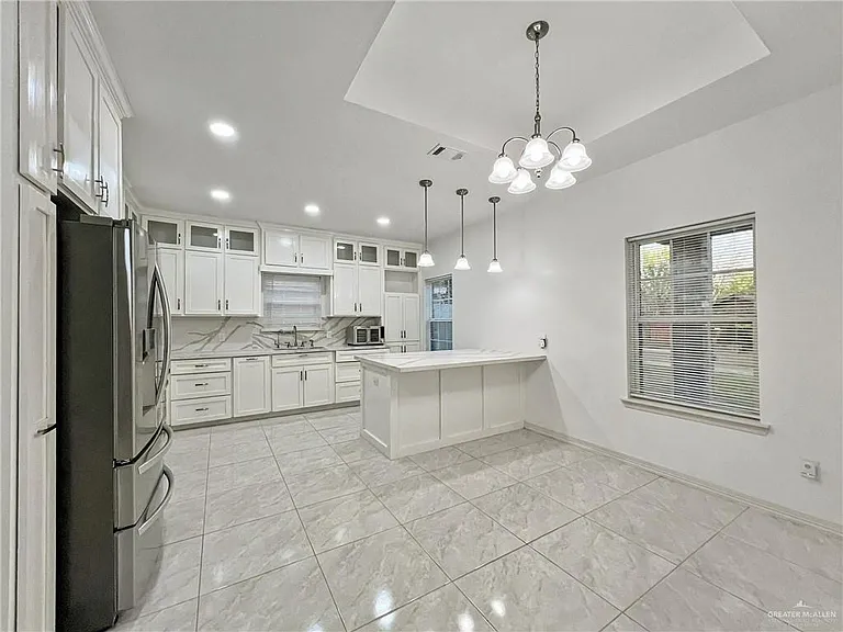 7723 Villa Rama South St — Photo 6