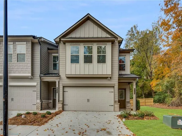 500 Rockfern Ct, Lilburn, GA 30047