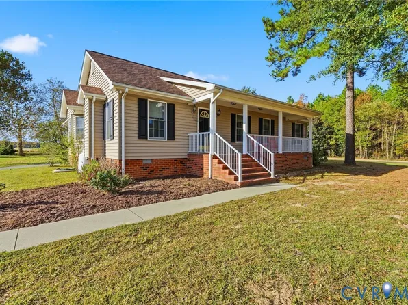 240 N Oakland Ln, Walkerton, VA 23177