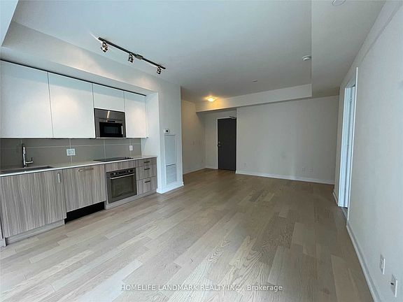 3rd image of 17 Dundonald St #1601