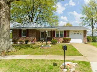 143 Cherbourg Dr, Saint Louis, MO