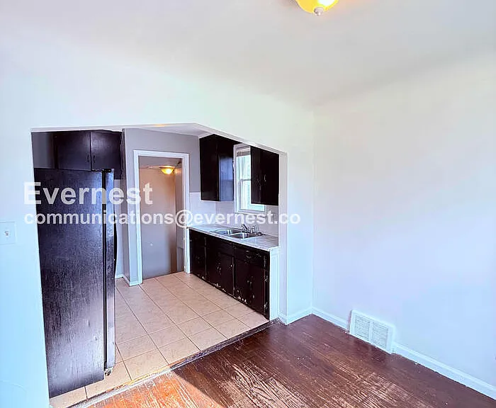8270 Trinity St — Photo 7