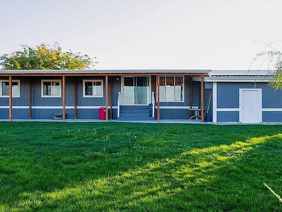 2nd image of 7240 Cascadia Ave