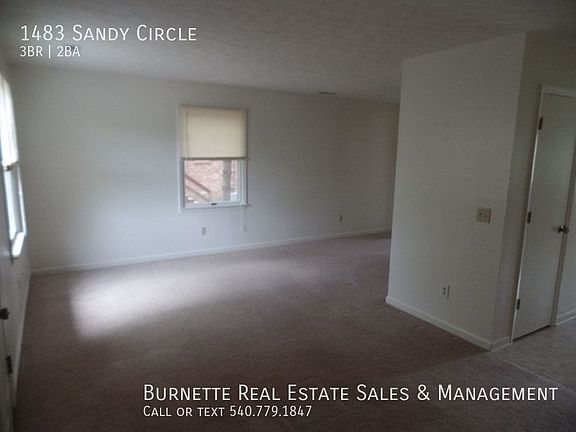 5th image of 1483 Sandy Cir