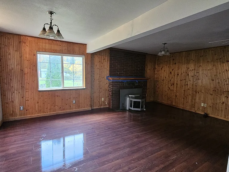 E Elma Hicklin Rd — Photo 4
