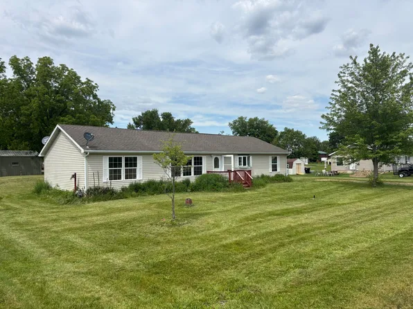 360 Deerfield Dr, Coldwater, MI 49036