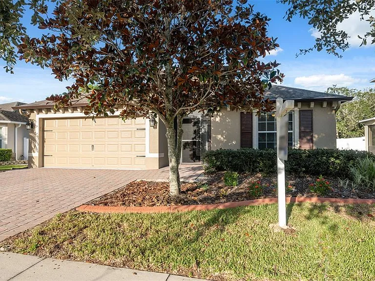 18035 Arbor Crest Dr — Photo 2