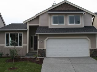 521 Ilwaco Ave NE #HOUSE, Renton, WA 98059