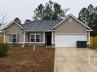 1284 Windrow Dr, Hinesville, GA 31313