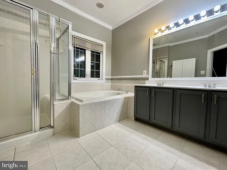 12402 Falconbridge Dr — Photo 8