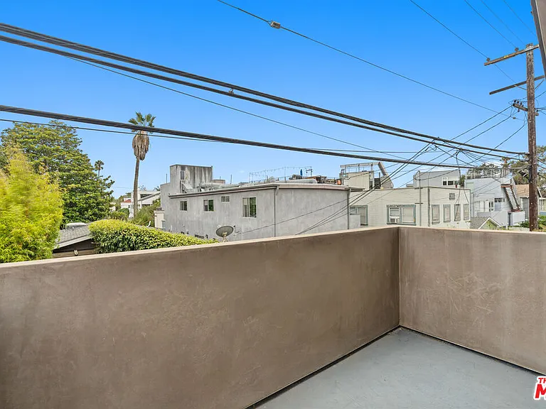 524 Rialto Ave — Photo 25