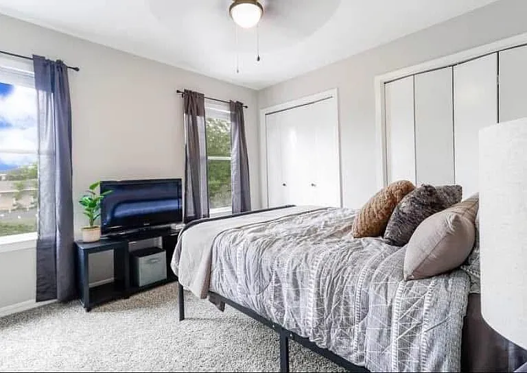 200 Laurel Dr #A — Photo 4