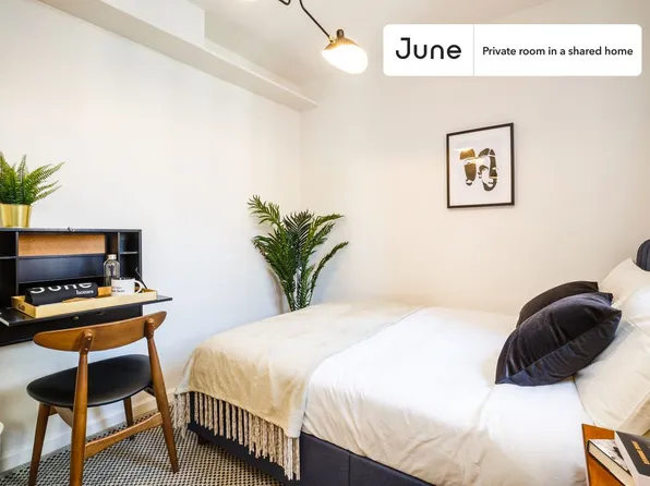 375 E 10th St, New York, NY