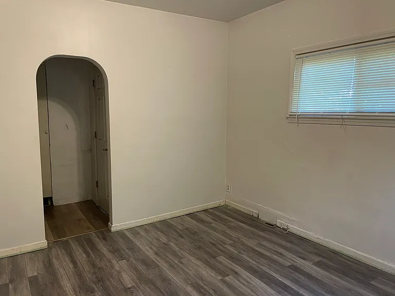 69 Lake St — Photo 18