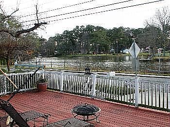 2nd image of 4604 Lake Dr
