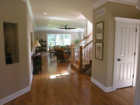 2nd image of 460 Julian Pl