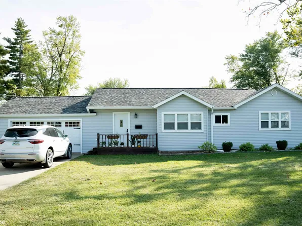 1620 Greenwood Dr, Ottumwa, IA 52501