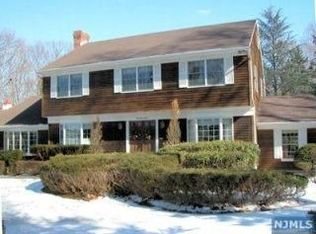 157 Andrew Ave, Oakland, NJ 07436