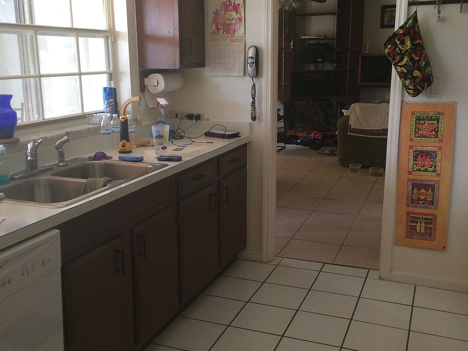 1st image of 477 SE Sunnydale Ln