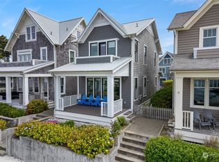 71 Pacifica Ln, Pacific Beach, WA