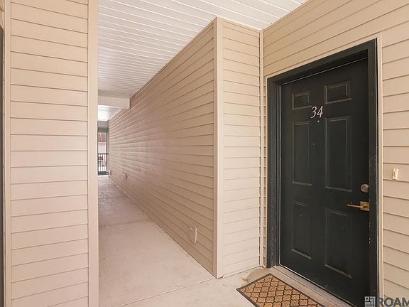 3rd image of 155 Aspen Sq APT 34