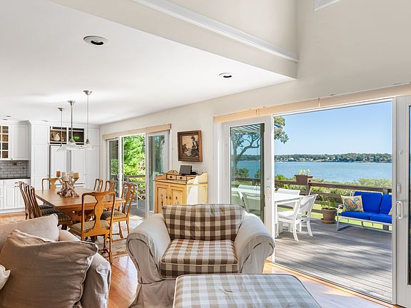 5th image of 82 Oyster Shores Rd