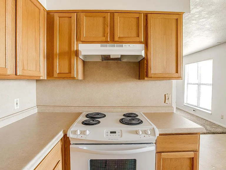 6530 Fall Creek Hwy — Photo 20