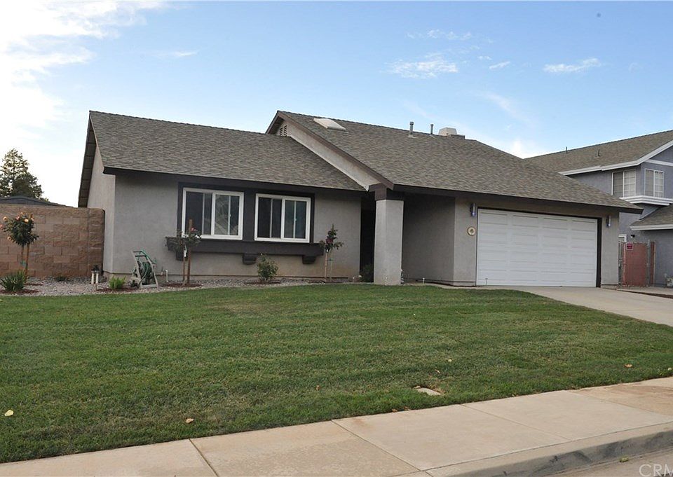 1st image of 13382 Daffodil Ln