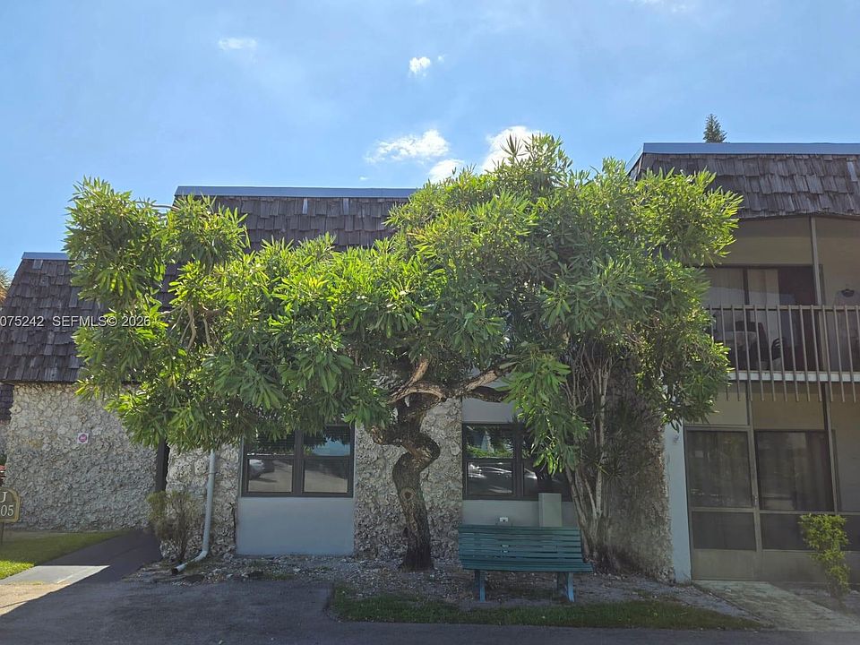 1st image of 3105 Oakland Shores Dr #J101