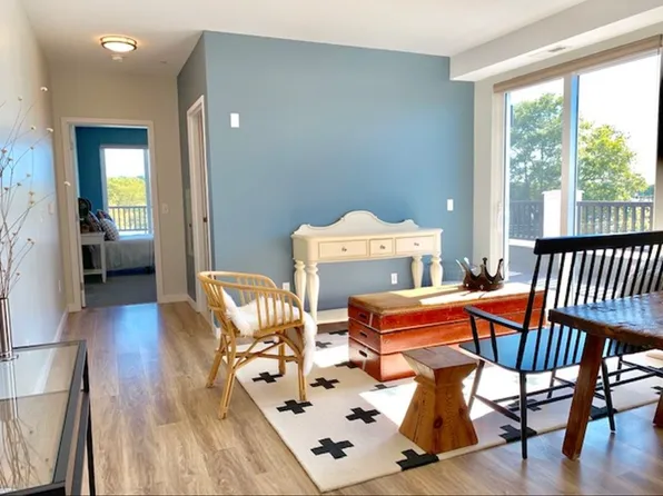 612 Shippan Ave #307, Stamford, CT 06902