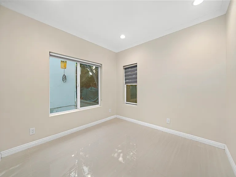 Office/bedroom