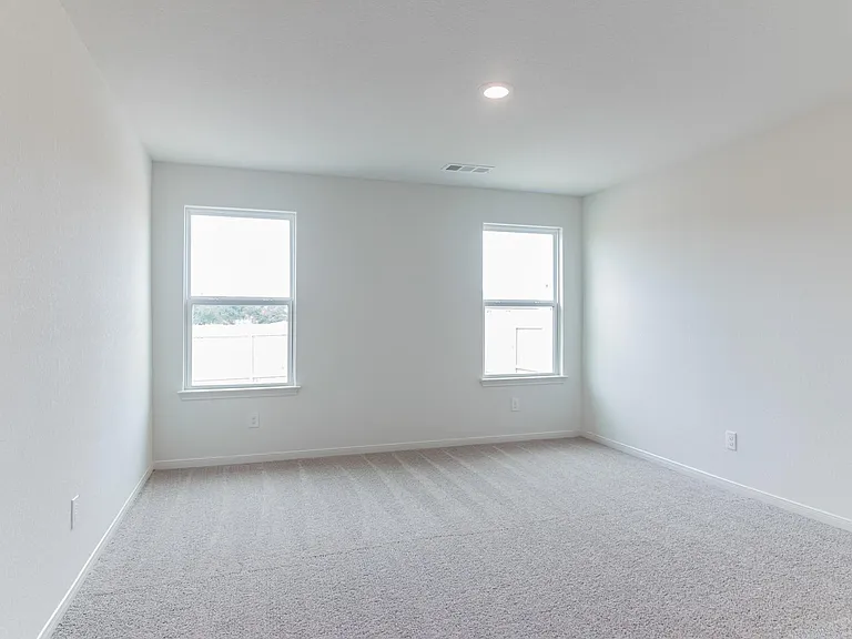 112 Allington Cir — Photo 15