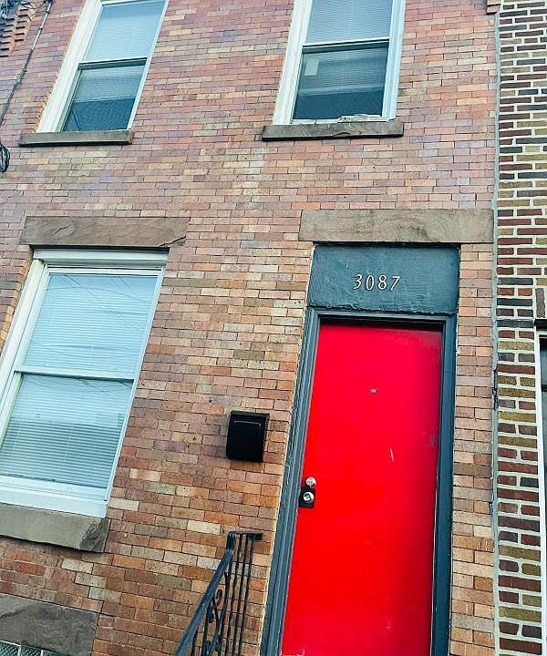 1st image of 3087 Weikel St #B