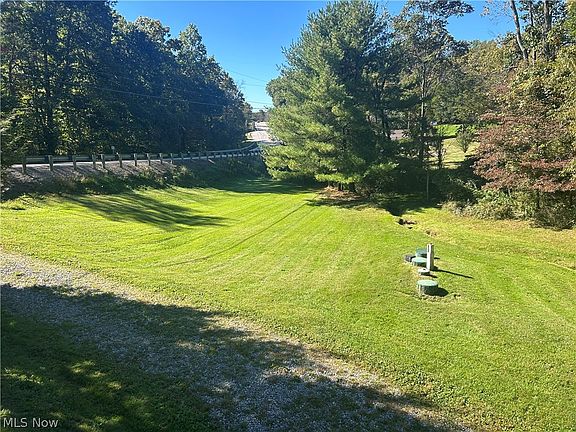 3rd image of 10693 Cadiz Rd