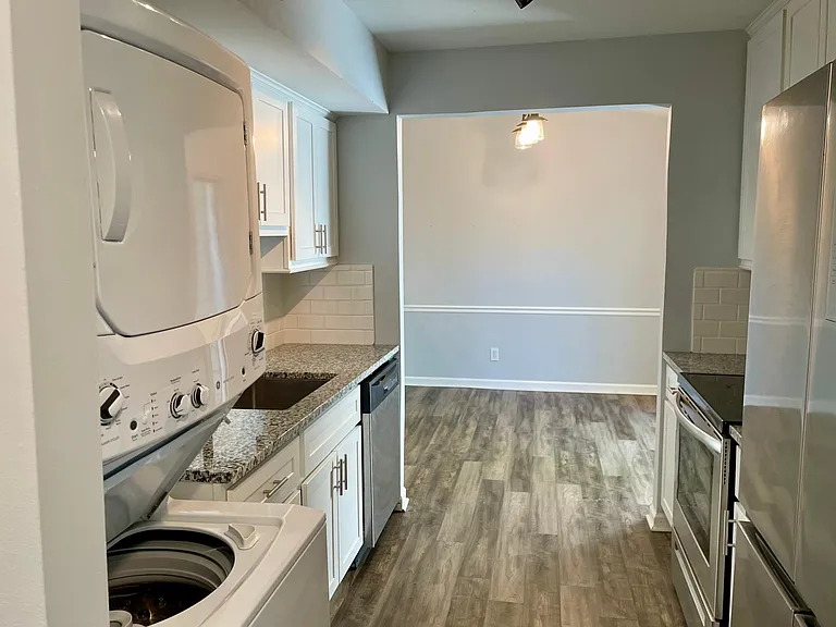 1455 Bobolink Pl — Photo 23