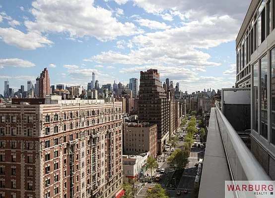 Sold by Warburg | media 29