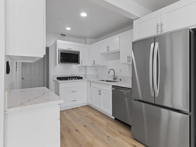 1714 Camino de la Costa — Photo 2