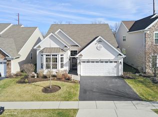 3882 Valhalla Dr, Elgin, IL 60124