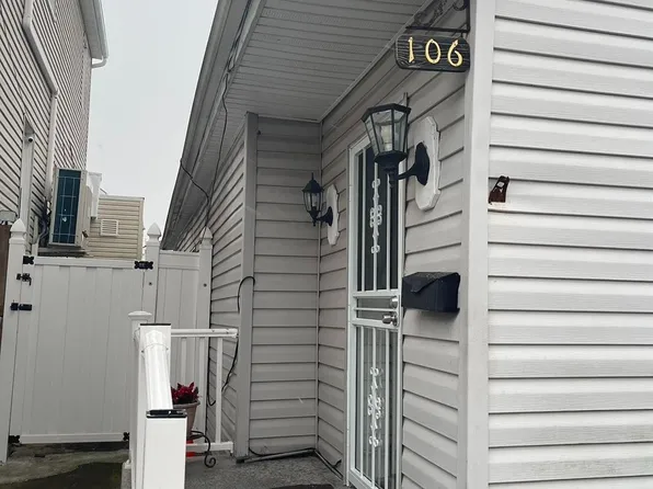 106 E 6th Road, Broad Channel, NY 11693