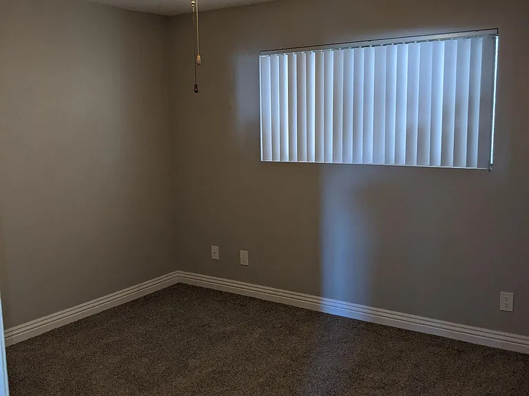 317 Zenith St #4 — Photo 9