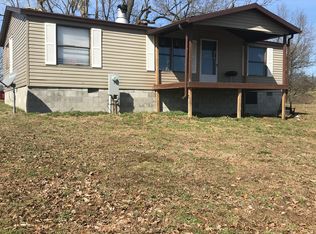 62 Taylor St, Clay, KY 42404