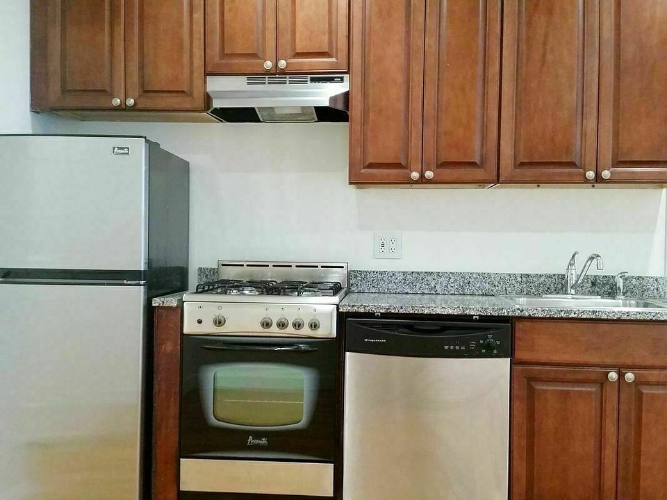 2nd image of 474 W 150th St #Tfl3