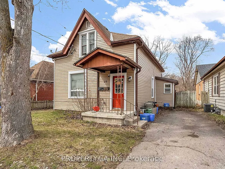 23 Saunby St #A — Photo 1